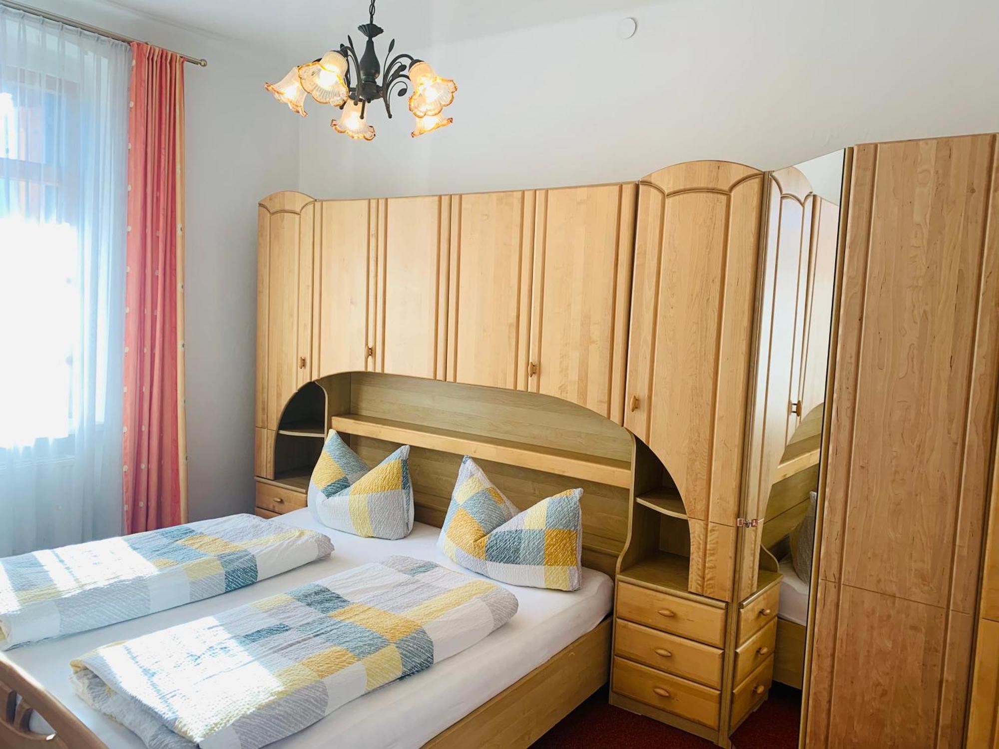 Ferienwohnung Sonnwendhof "Kellerjochblick" Швац Экстерьер фото